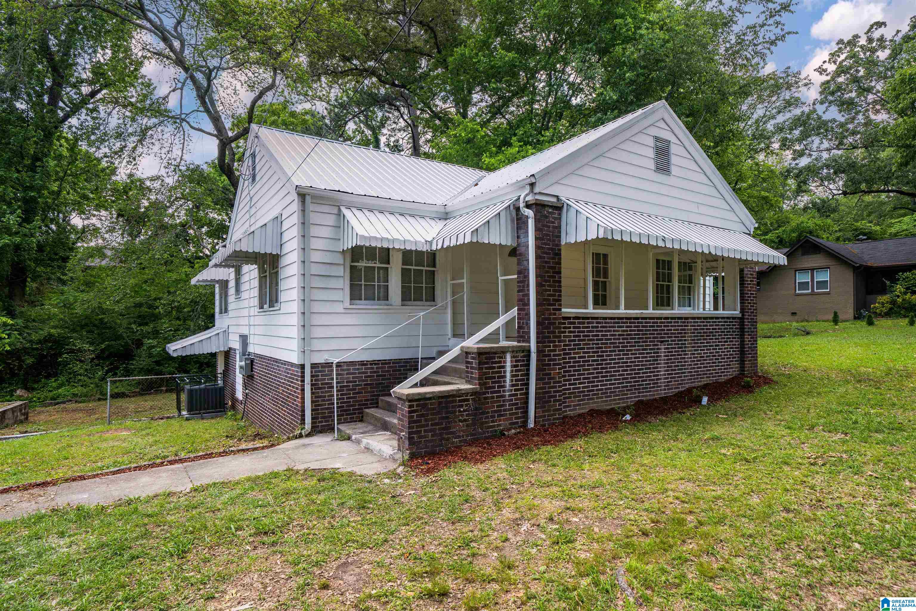 1035 Gene Reed Road Birmingham, AL 35235 - Photo 2 of 21