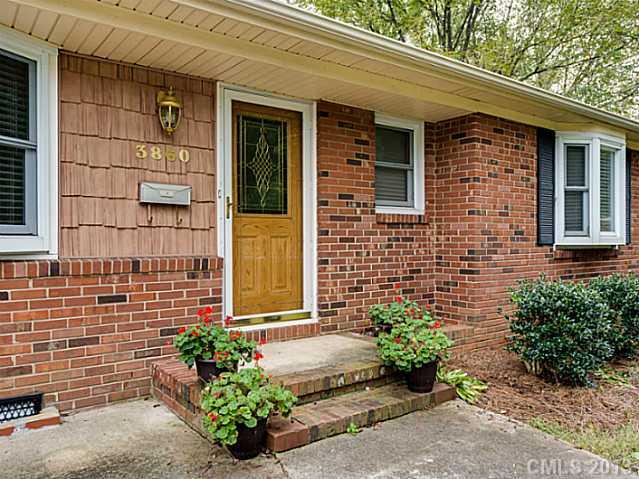 3860 Litchfield Road Charlotte, NC 28211 - Photo 2 of 11 a front view of a house