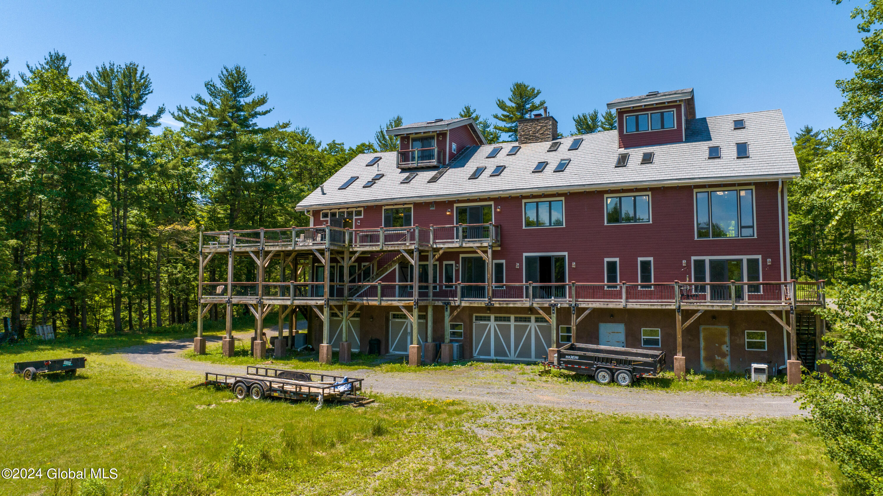 1986 Crawford Road Rotterdam, NY 12306 - Photo 4 of 69 CrawfordSummer-09