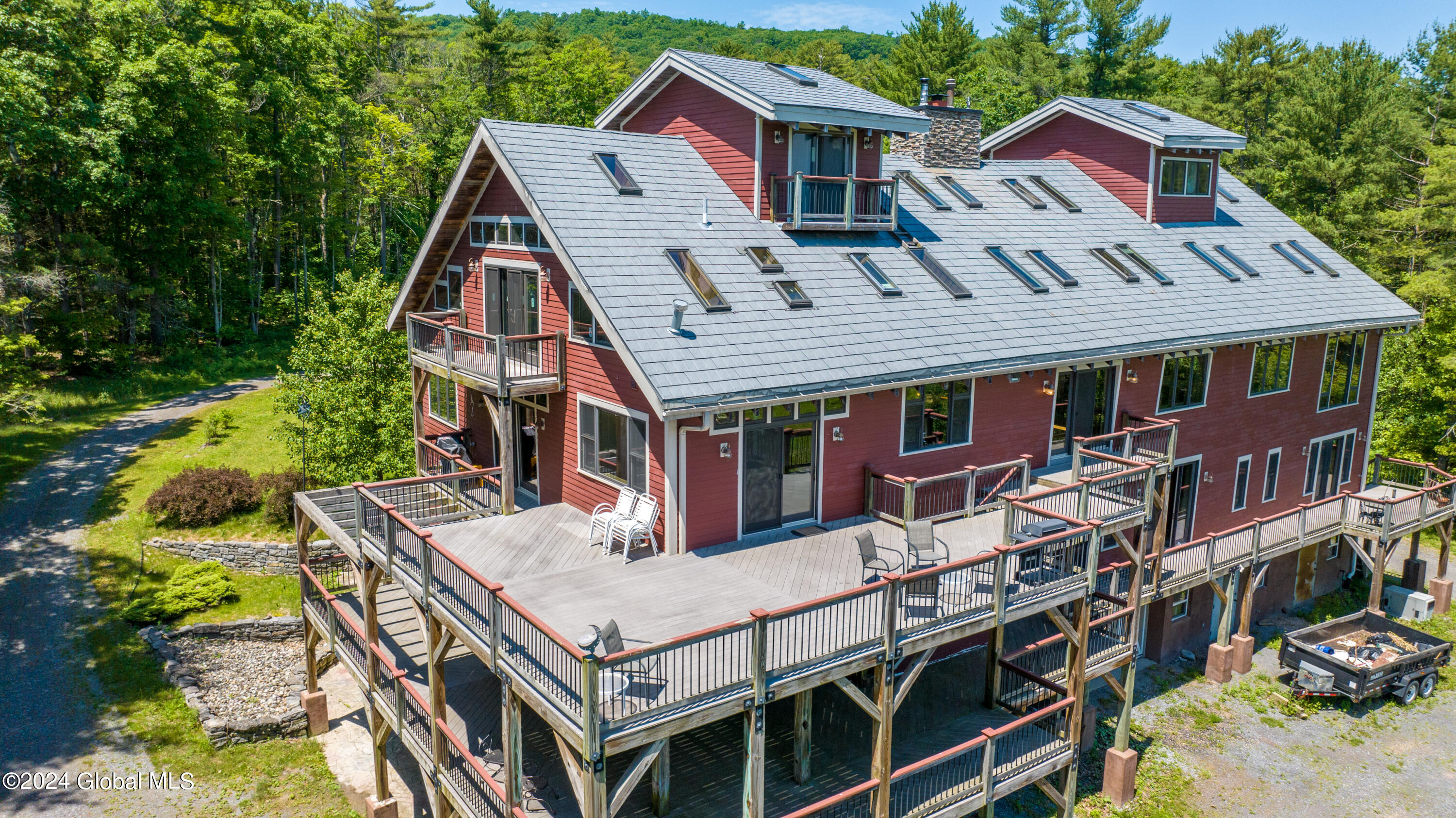 1986 Crawford Road Rotterdam, NY 12306 - Photo 57 of 69 CrawfordSummer-05