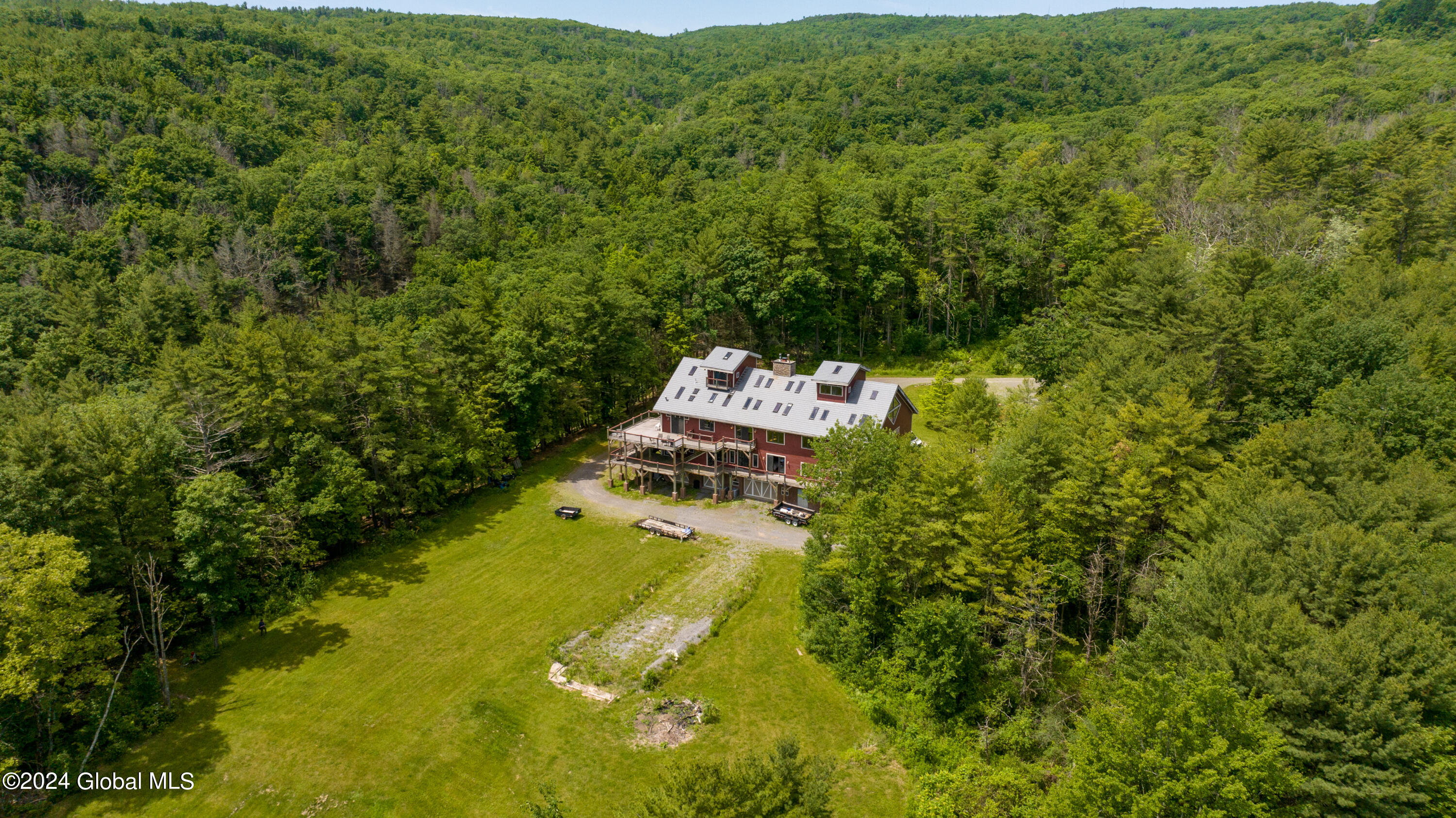 1986 Crawford Road Rotterdam, NY 12306 - Photo 68 of 69 CrawfordSummer-18