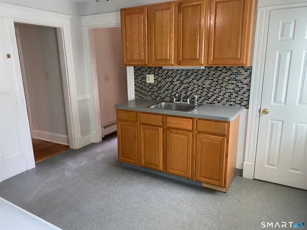 $1,700 | 304 Buckingham Street, Watertown, CT 06779