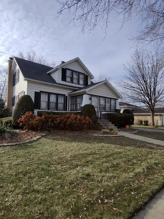 $235,000 | 1155 East 166th Street, South Holland, IL 60473