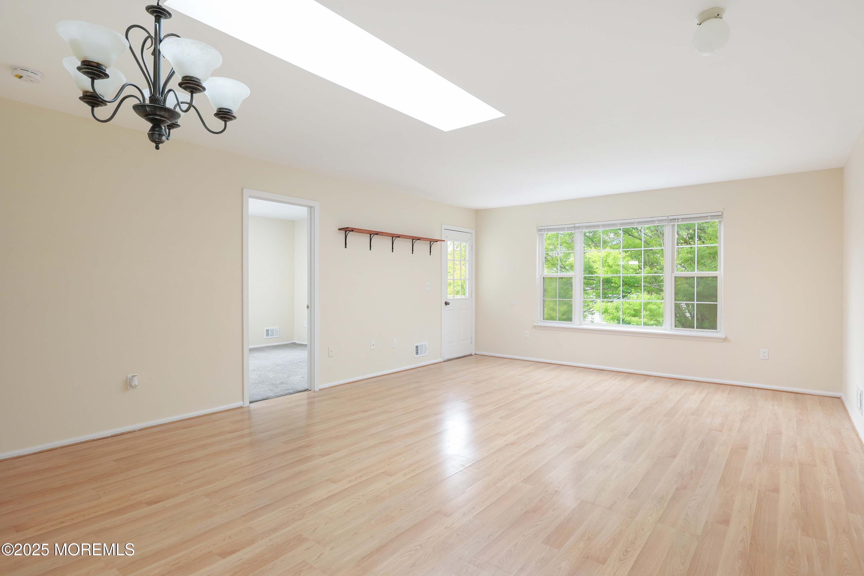 90 Puffin Glade Bayville, NJ 08721 - Photo 4 of 16 758A7378