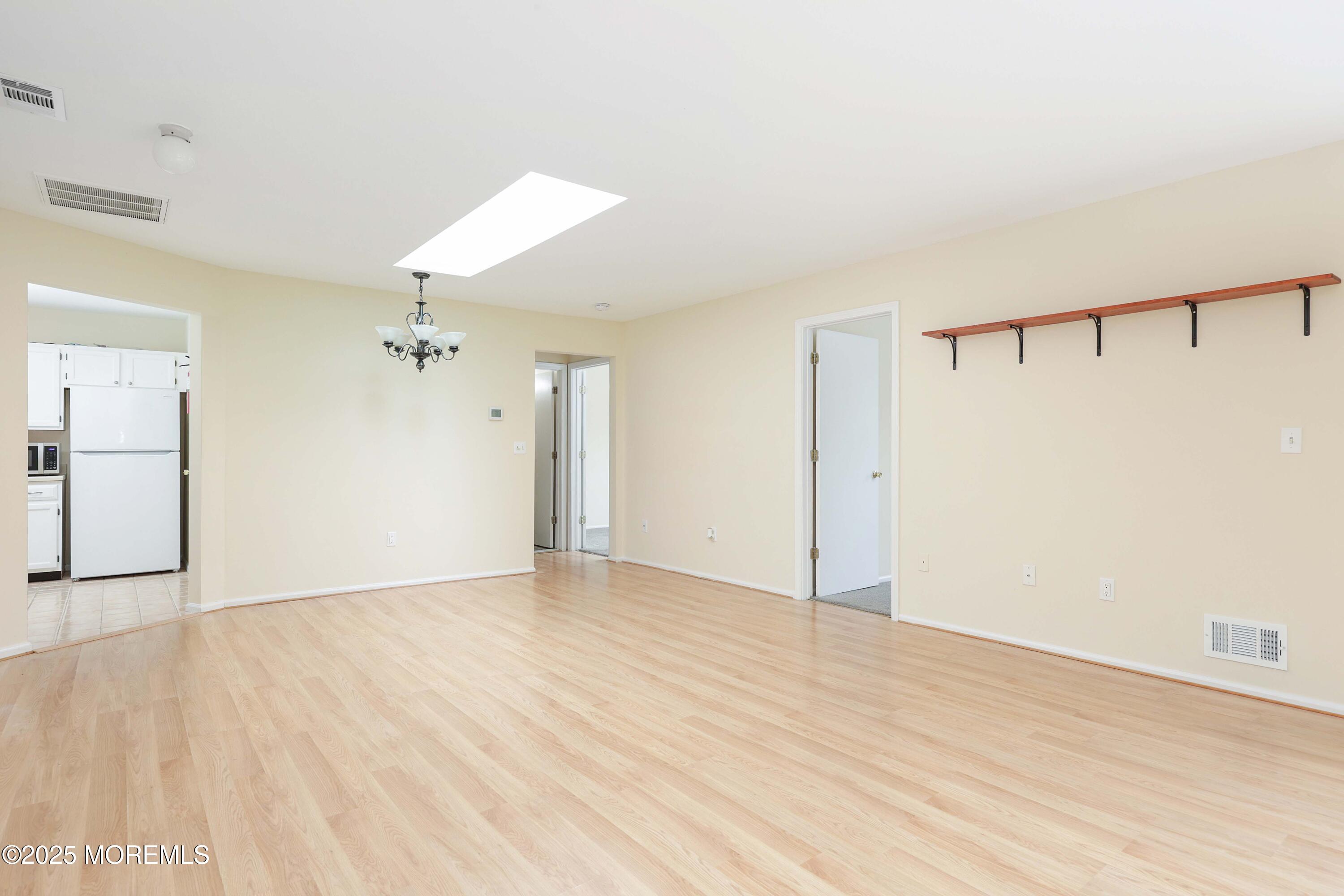 90 Puffin Glade Bayville, NJ 08721 - Photo 5 of 16 758A7388
