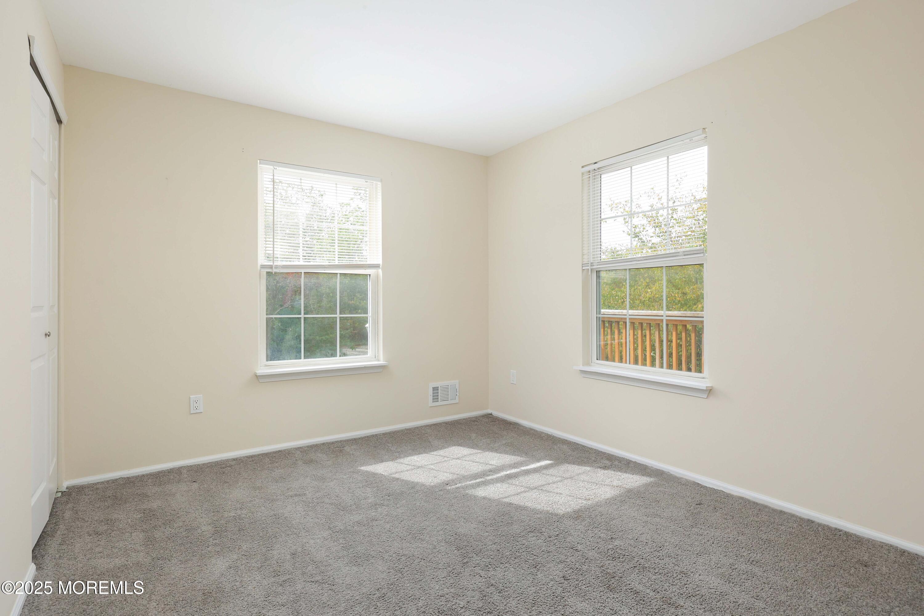 90 Puffin Glade Bayville, NJ 08721 - Photo 10 of 16 758A7435