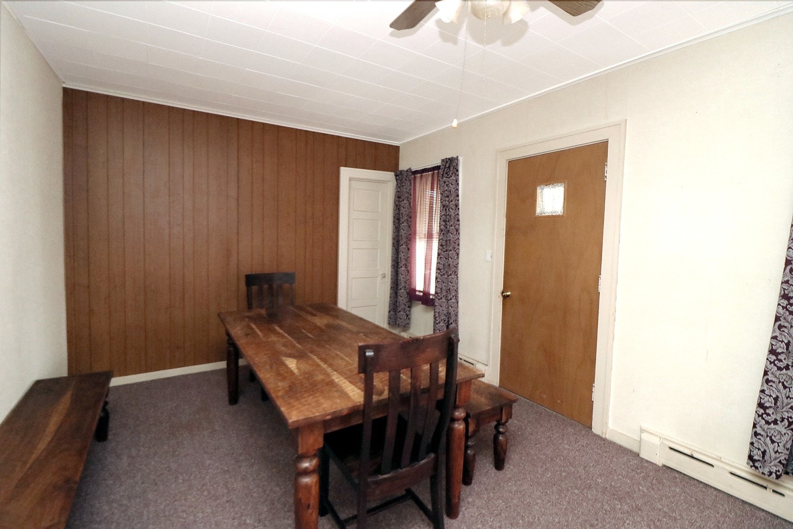 2104 Johnsburg Road Johnsburg, IL 60051 - Photo 10 of 27