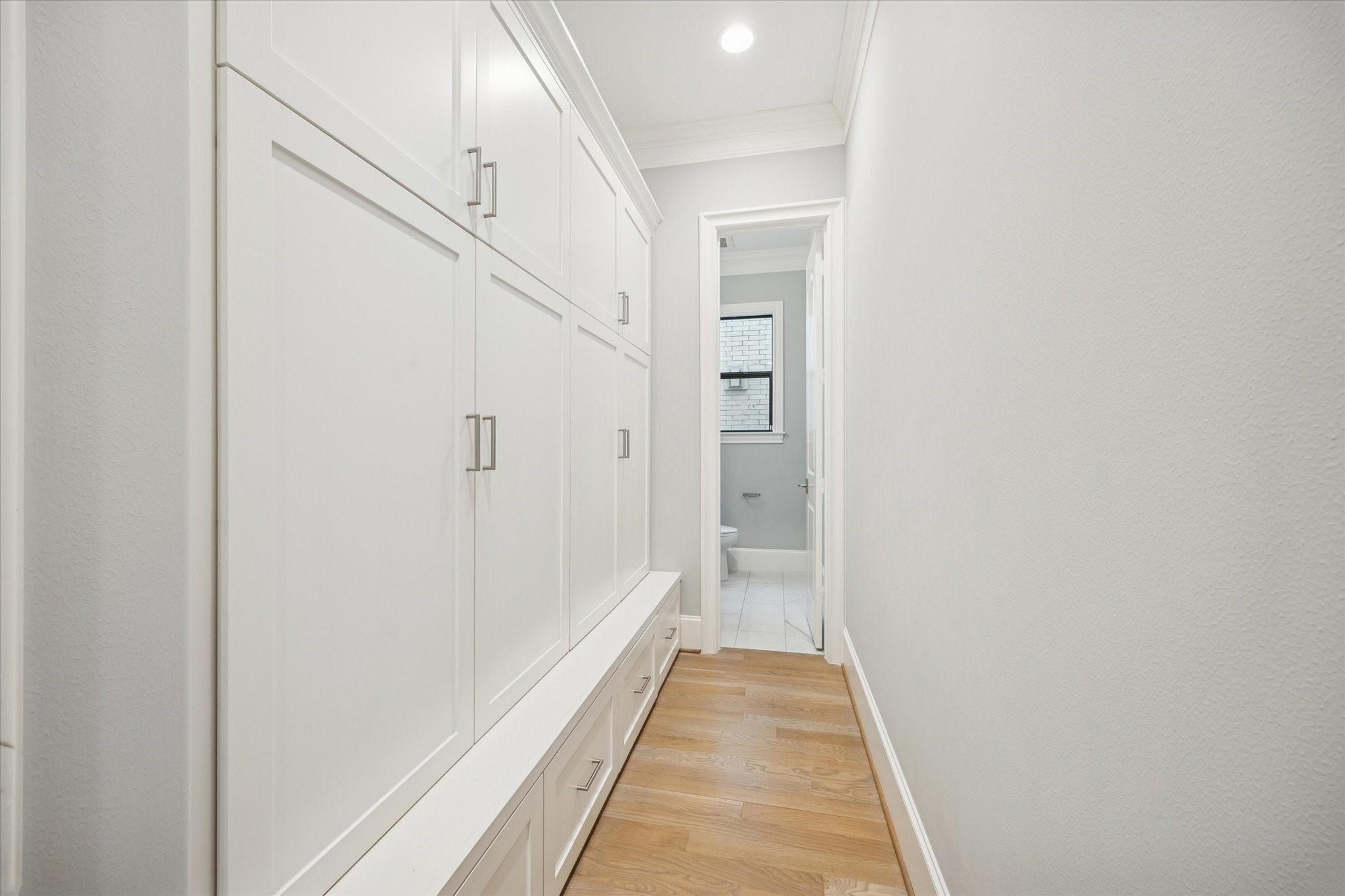 4108 Sunset Boulevard Houston, TX 77005 - Photo 11 of 21 a view of a hallway with white walls