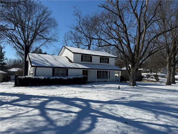 $219,500 | 4806 Stonecrest Terrace, St. Joseph, MO 64506
