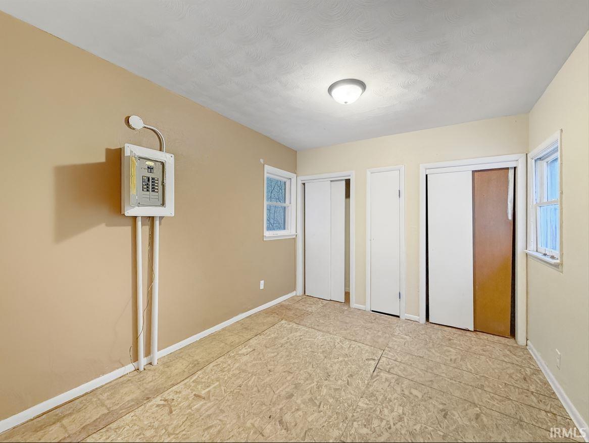 820 East Lewis Street Fort Wayne, IN 46803 - Photo 21 of 36