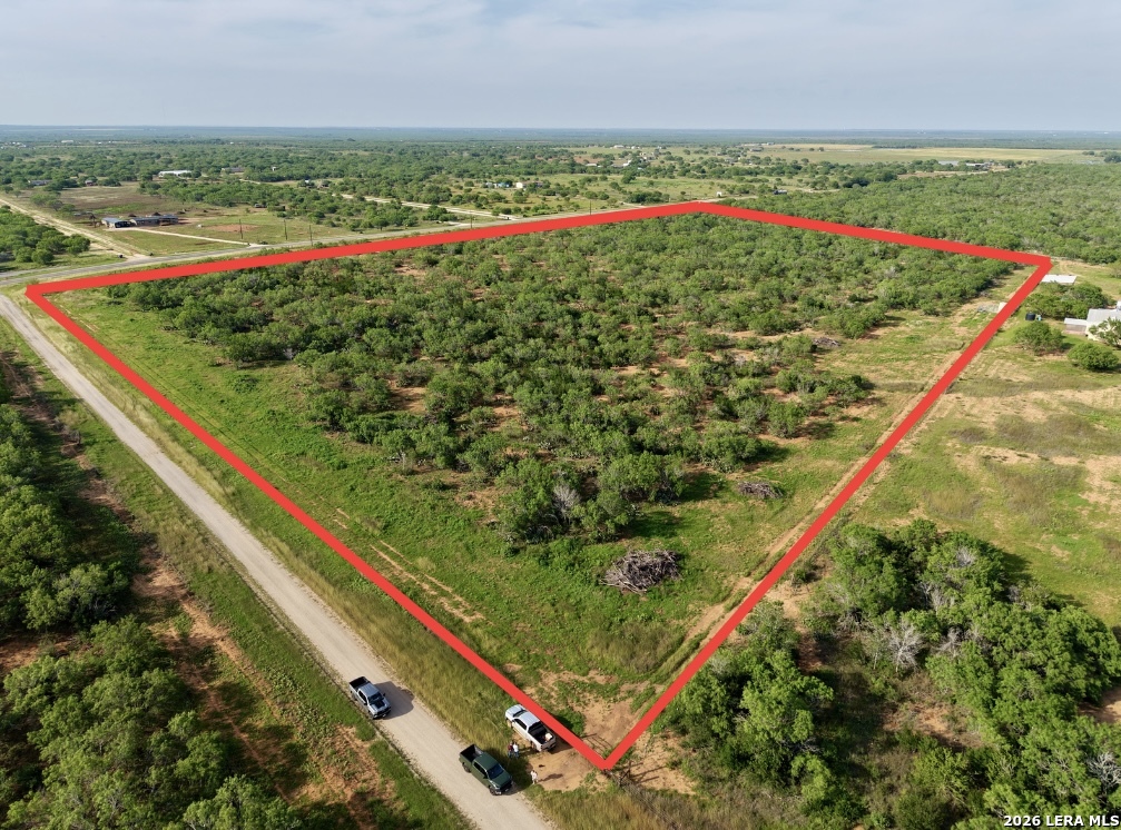 Tbd 337 North County Road Charlotte, TX 78011 - Photo 1 of 11