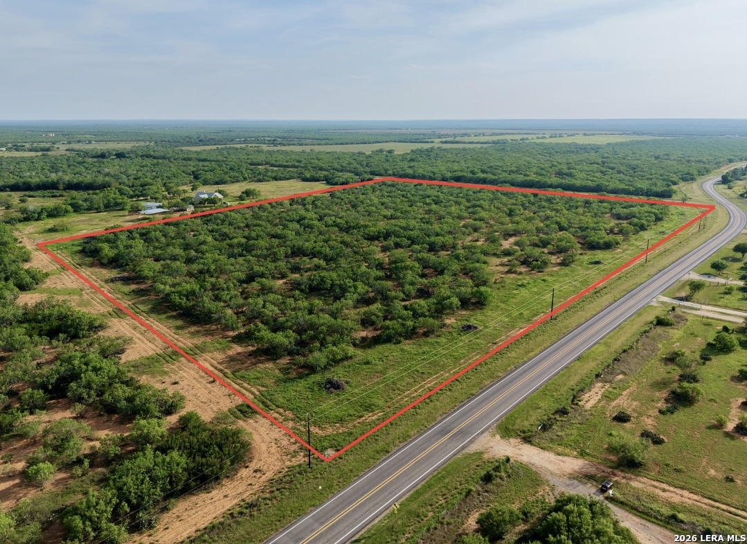 Tbd 337 North County Road Charlotte, TX 78011 - Photo 2 of 11