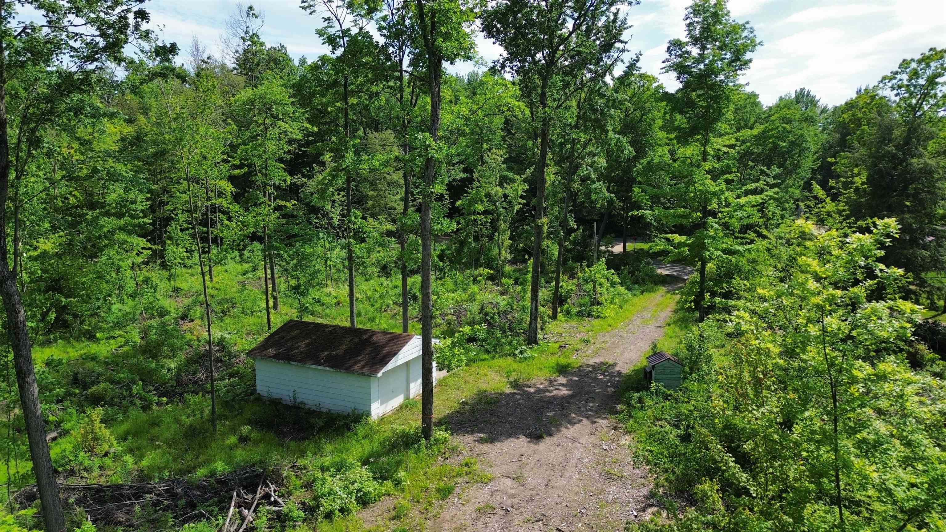 N5610 Resort Road Bonduel, WI 54107 - Photo 5 of 13