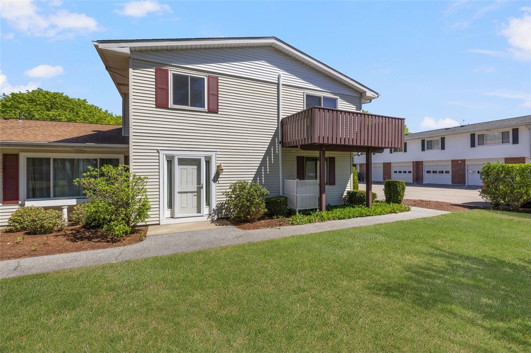 124 Edaville Court Warwick, RI 02886 - Photo 2 of 50