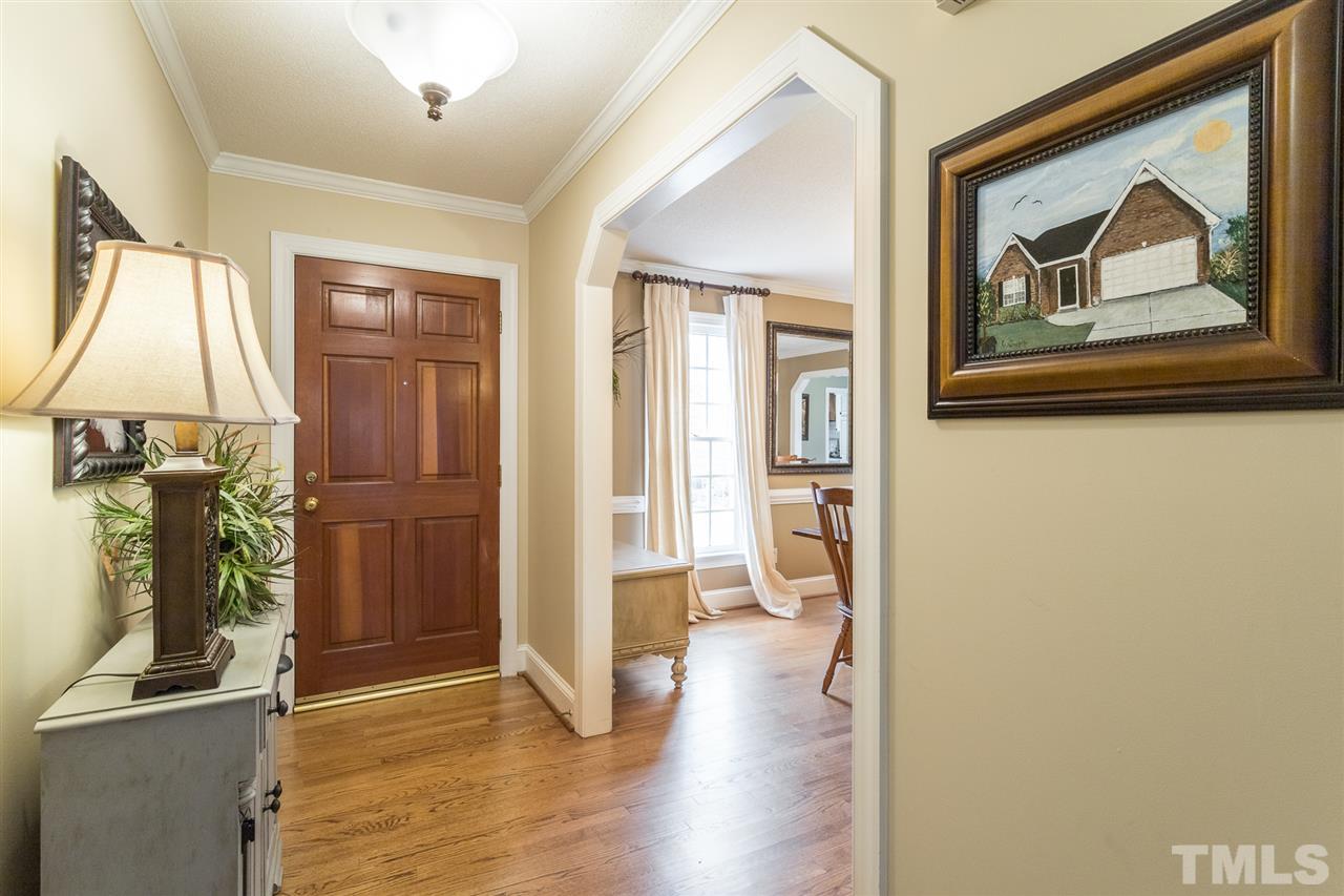 11900 Pembridge Lane Raleigh, NC 27613 - Photo 2 of 30