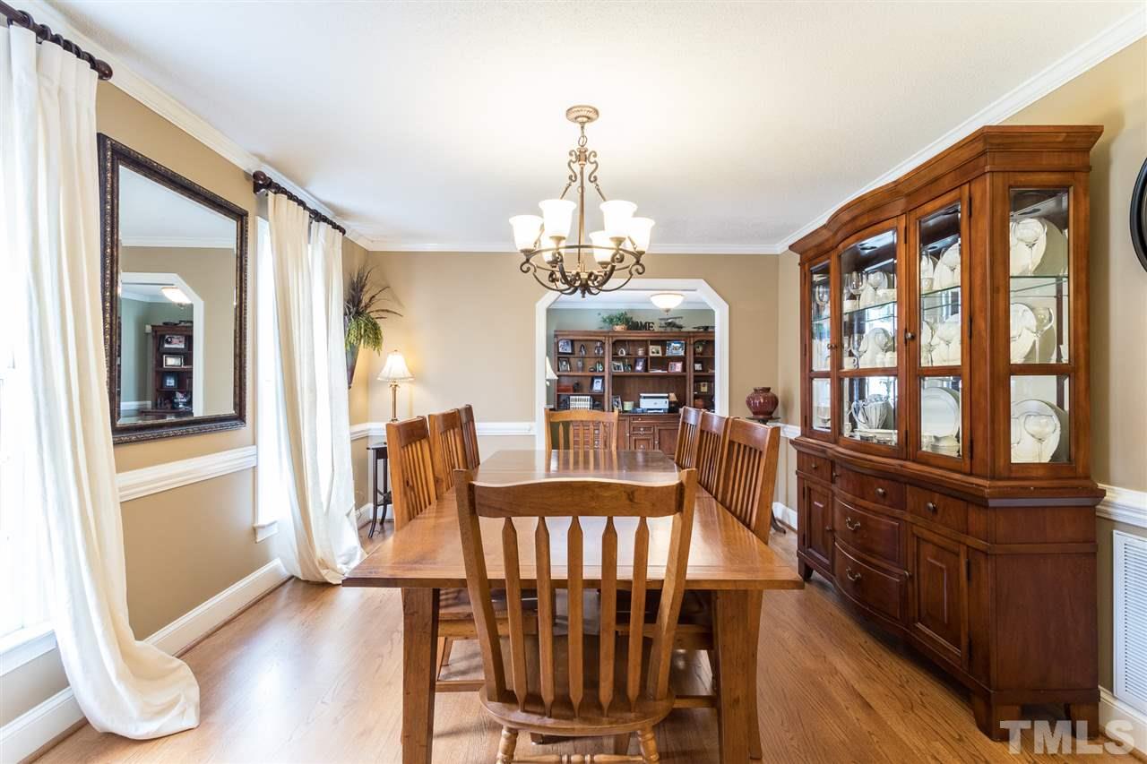 11900 Pembridge Lane Raleigh, NC 27613 - Photo 4 of 30