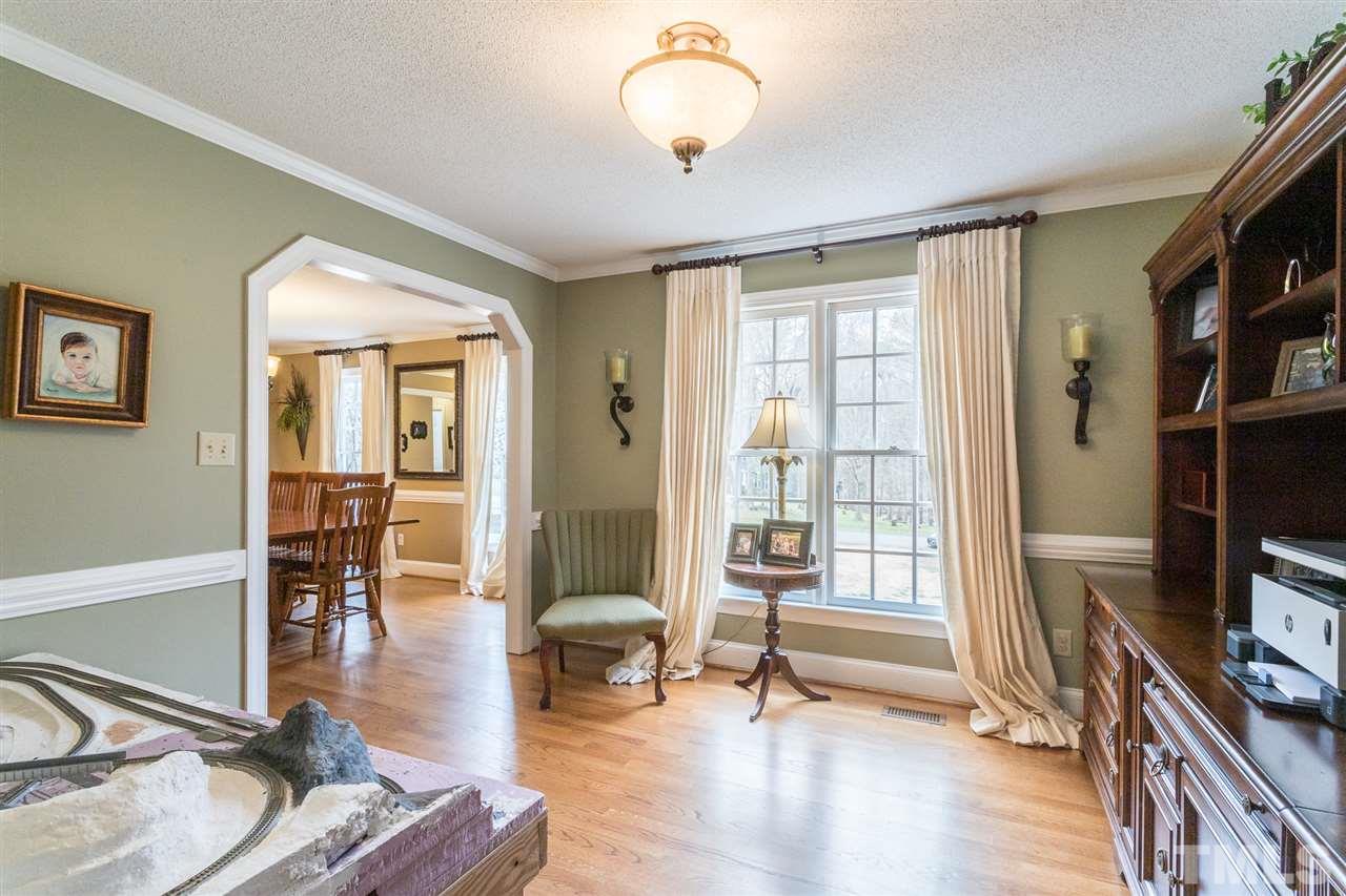 11900 Pembridge Lane Raleigh, NC 27613 - Photo 5 of 30