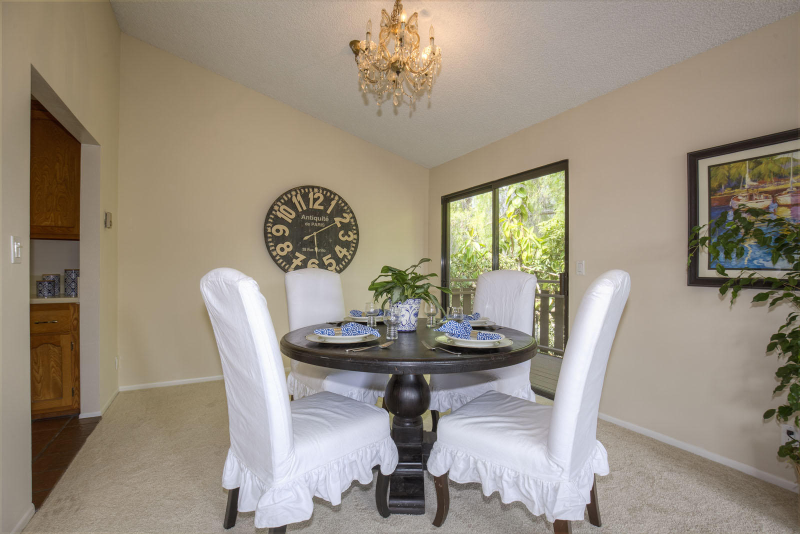 821 Weldon Road Santa Barbara, CA 93109 - Photo 5 of 14 821 Weldon_09