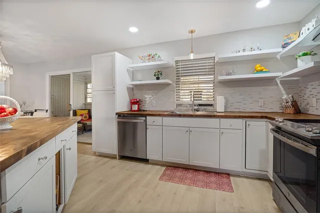 $329,900 | 509 Del Mar Drive, The Villages, FL 32159