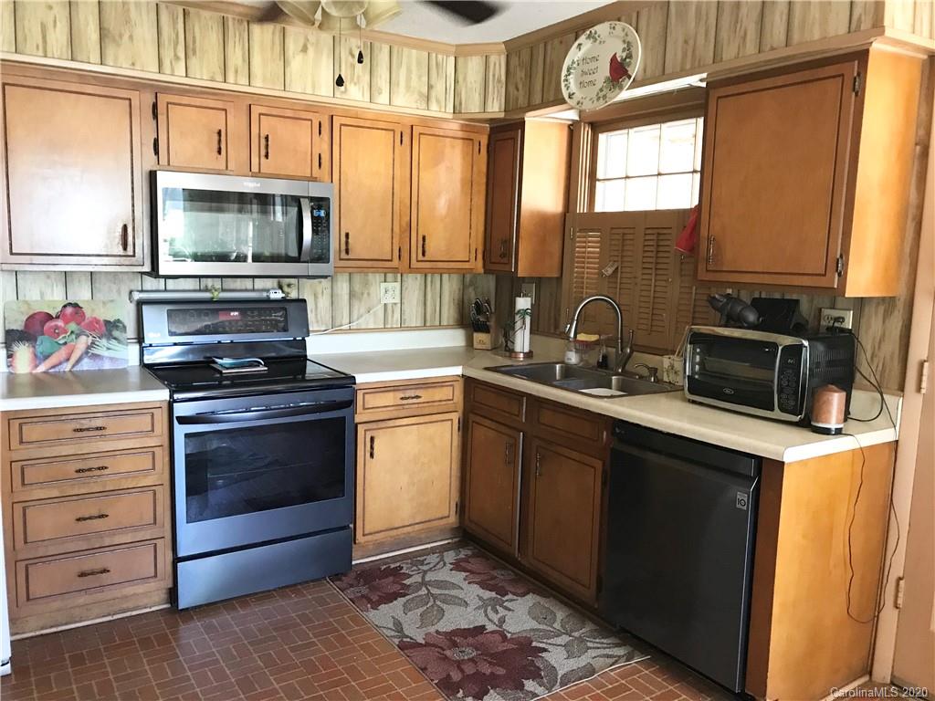 407 Walton Road Salisbury, NC 28146 - Photo 7 of 44 Gallery Image 7