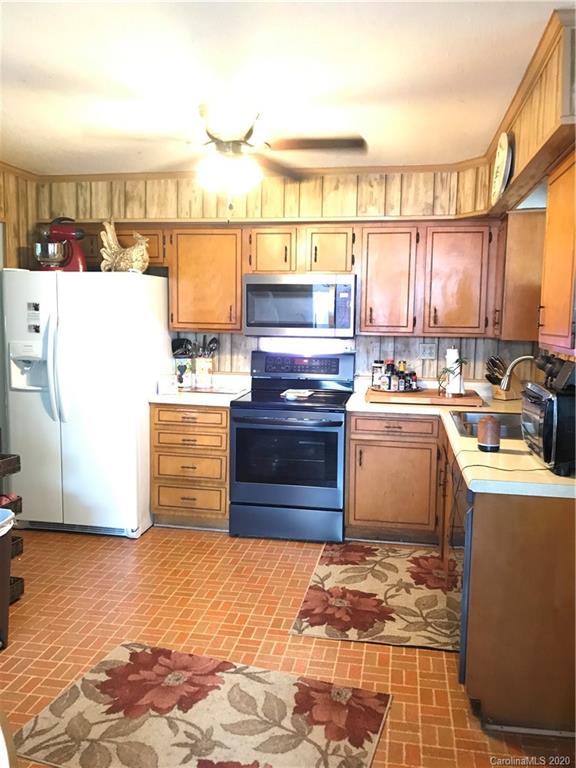 407 Walton Road Salisbury, NC 28146 - Photo 8 of 44 Gallery Image 8