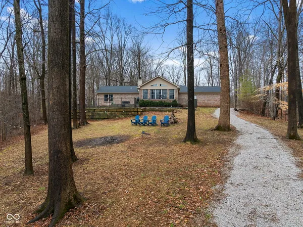 $765,000 | 7967 East Oak Drive, Rockville, IN 47872