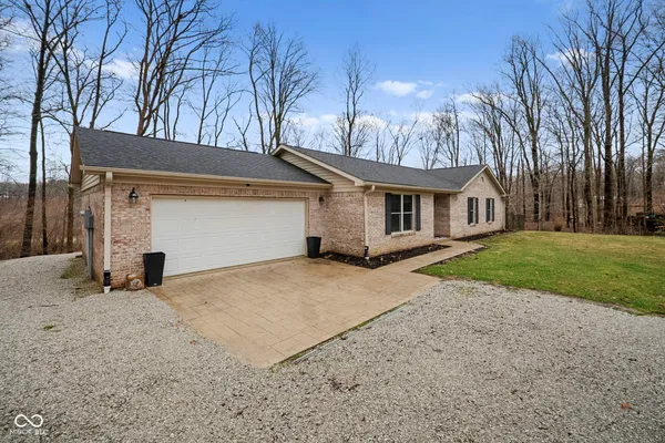 $765,000 | 7967 East Oak Drive, Rockville, IN 47872