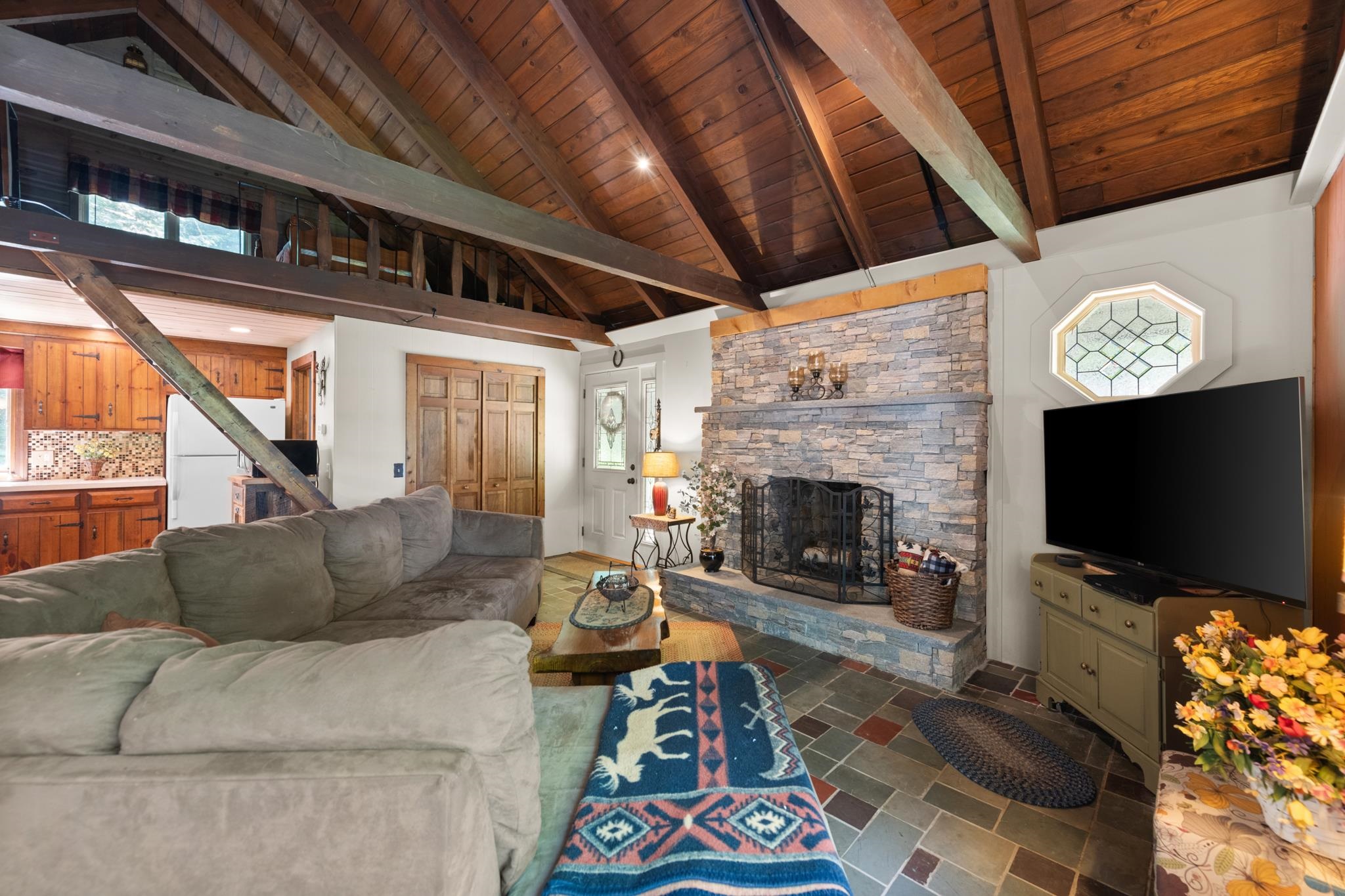 240 Old Bristol Road New Hampton, NH 03256 - Photo 6 of 55
