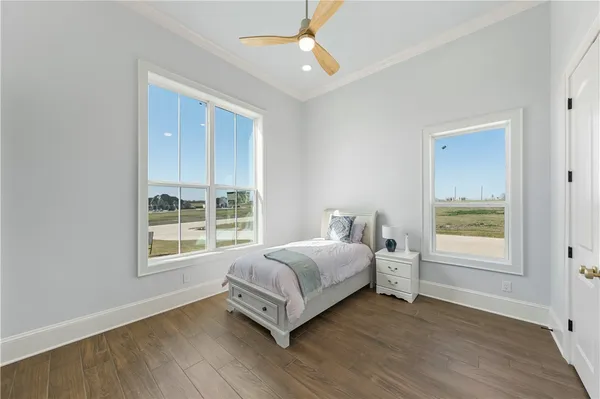a view of a room with washer and dryer