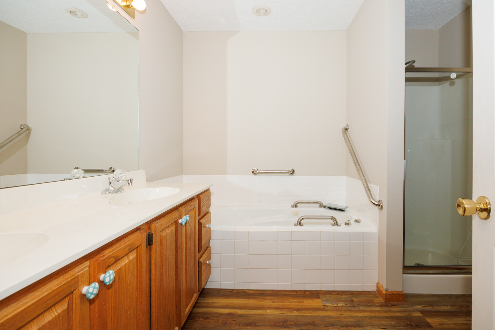1414 B Tamarack Country Club Trail Normal, IL 61761 - Photo 24 of 48 a bathroom with a sink and mirror