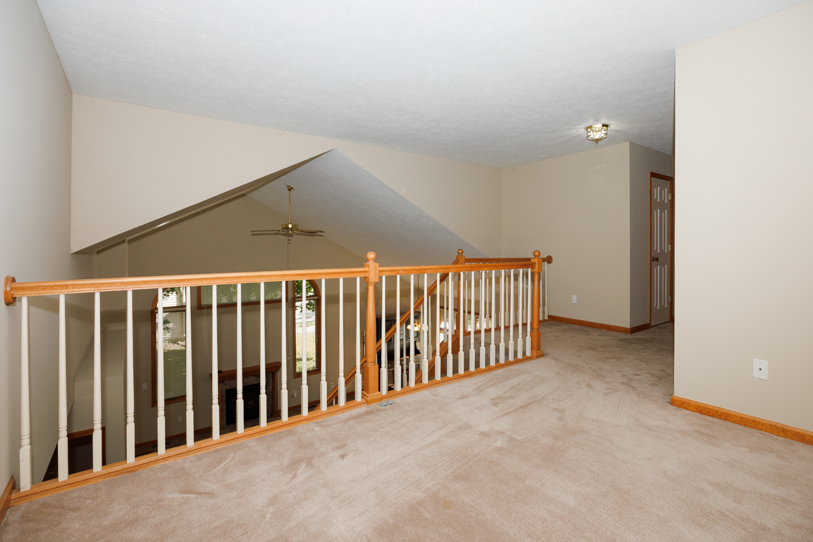 1414 B Tamarack Country Club Trail Normal, IL 61761 - Photo 28 of 48 a view of a hallway
