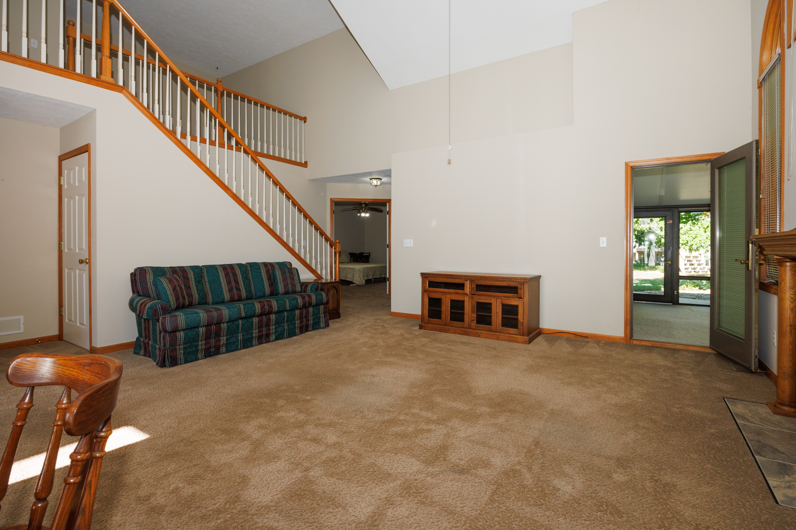 1414 B Tamarack Country Club Trail Normal, IL 61761 - Photo 3 of 48 a view of entryway and hall