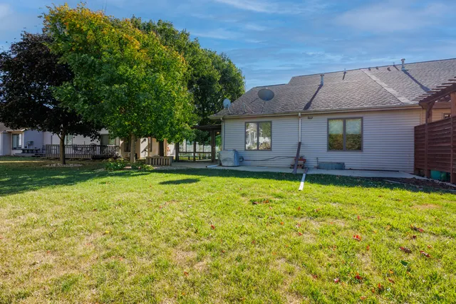 $289,900 | 1414 B Tamarack Country Club Trail, Normal, IL 61761