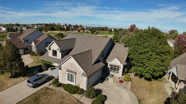 $289,900 | 1414 B Tamarack Country Club Trail, Normal, IL 61761