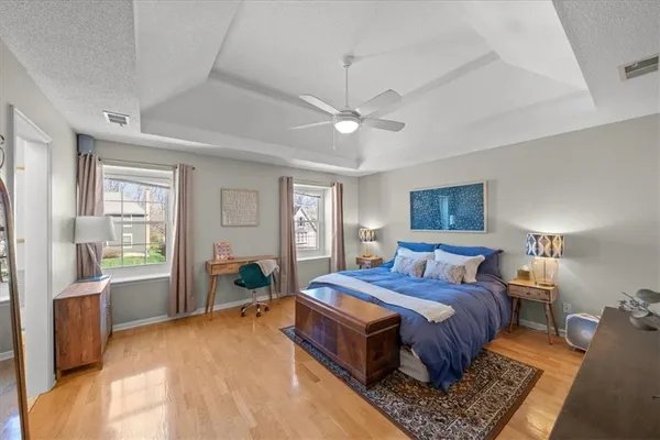 $499,000 | 5811 West 124th Street, Overland Park, KS 66209