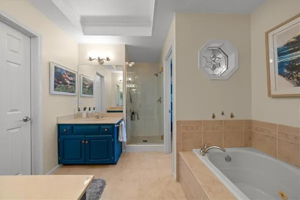 $499,000 | 5811 West 124th Street, Overland Park, KS 66209