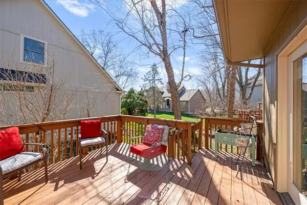$499,000 | 5811 West 124th Street, Overland Park, KS 66209