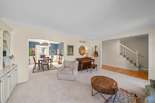 $499,000 | 5811 West 124th Street, Overland Park, KS 66209