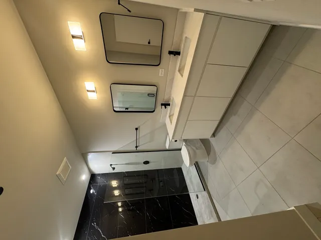 $2,570 | 451 East Pershing Road, Unit 301, Chicago, IL 60653