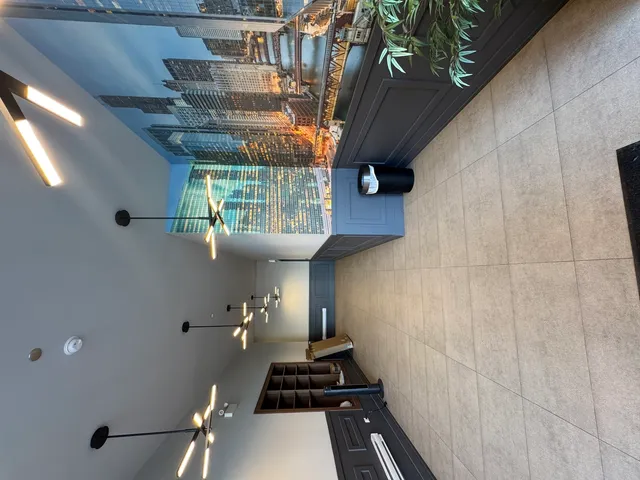 $2,570 | 451 East Pershing Road, Unit 301, Chicago, IL 60653