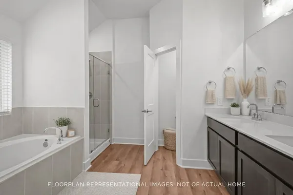 $376,990 | 2203 Lone Bronco Boulevard, Rosenberg, TX 77471
