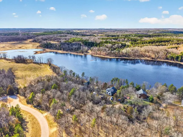$425,000 | W8510 Lake Point Court, Oxford, WI 53952