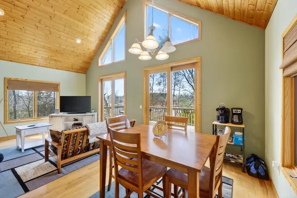 $425,000 | W8510 Lake Point Court, Oxford, WI 53952