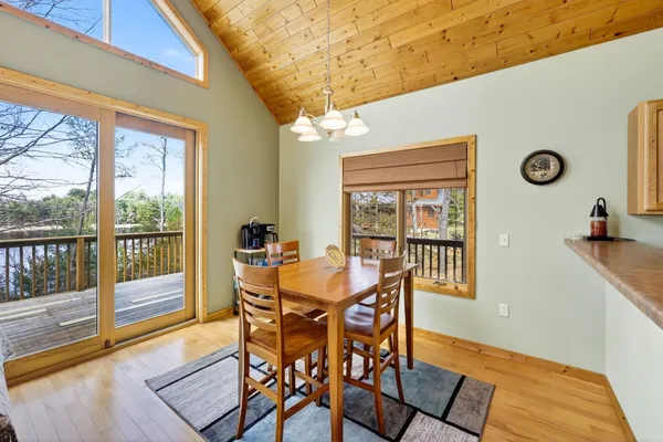 $425,000 | W8510 Lake Point Court, Oxford, WI 53952