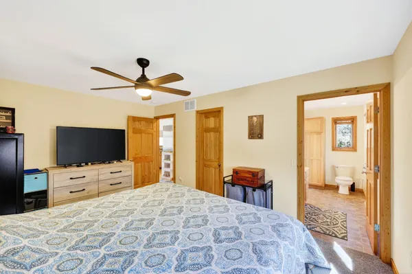 $425,000 | W8510 Lake Point Court, Oxford, WI 53952