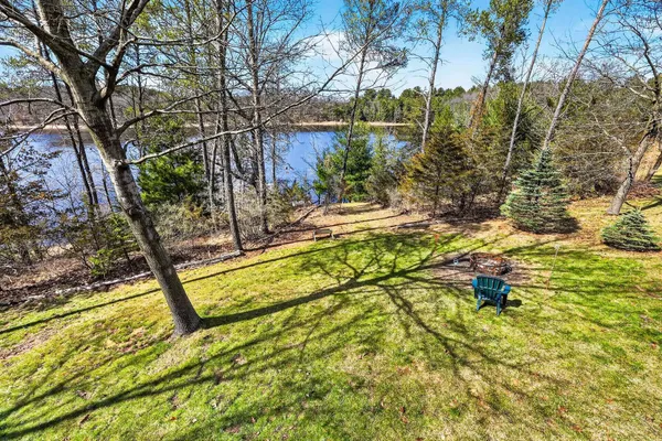 $425,000 | W8510 Lake Point Court, Oxford, WI 53952