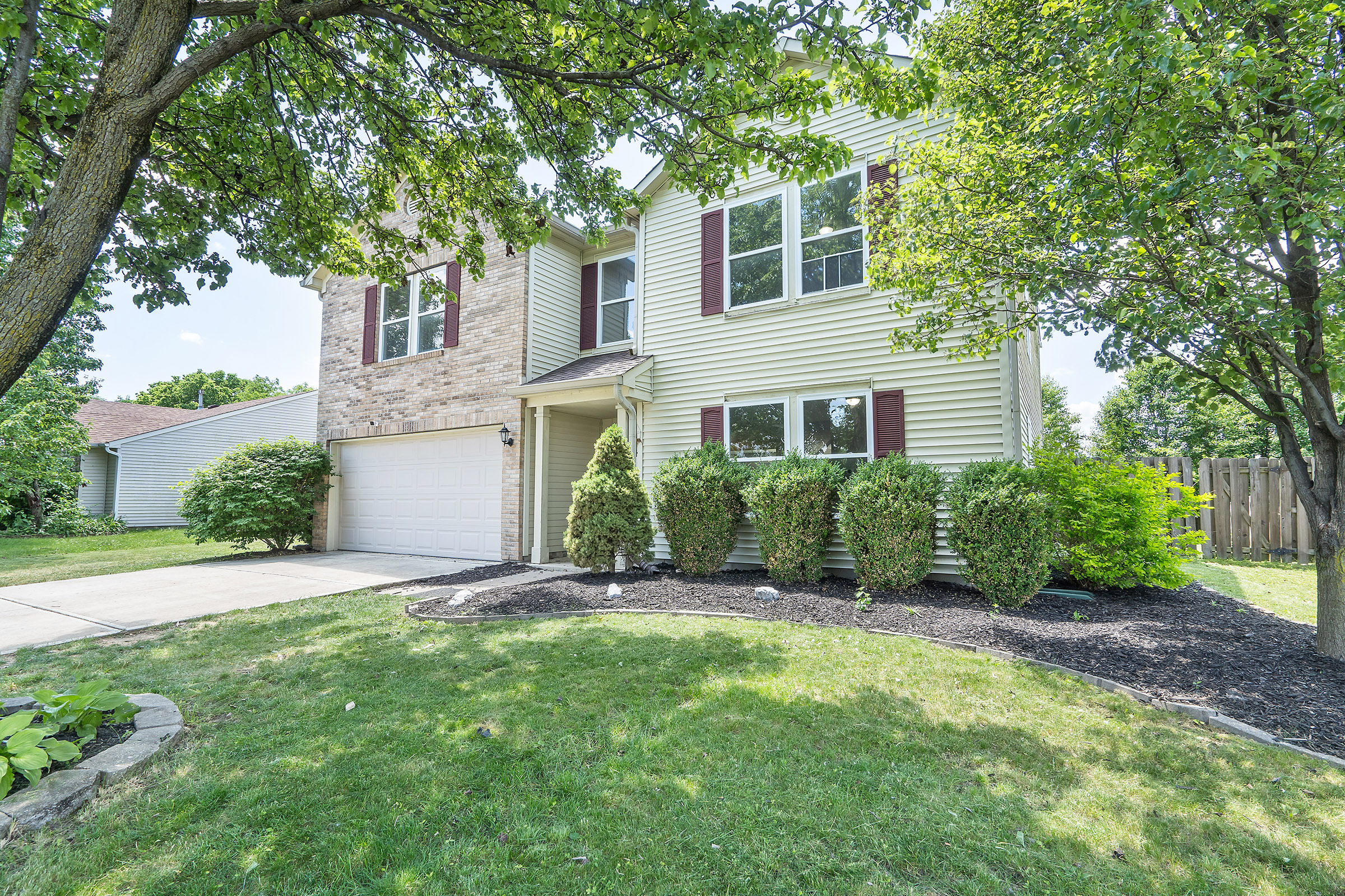 12774 Howe Road Fishers, IN 46038 - Photo 2 of 23