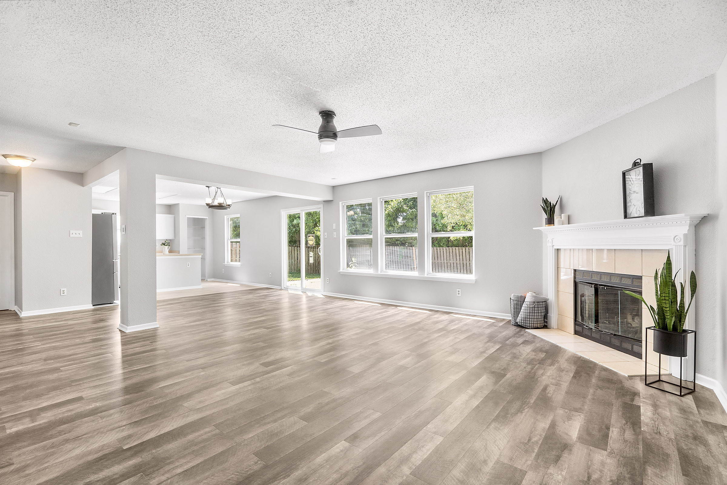 12774 Howe Road Fishers, IN 46038 - Photo 6 of 23