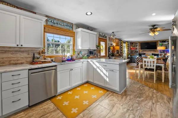 $645,000 | W10534 County Road Trace, Waupun, WI 53963