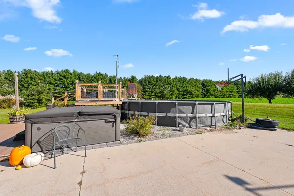 $645,000 | W10534 County Road Trace, Waupun, WI 53963